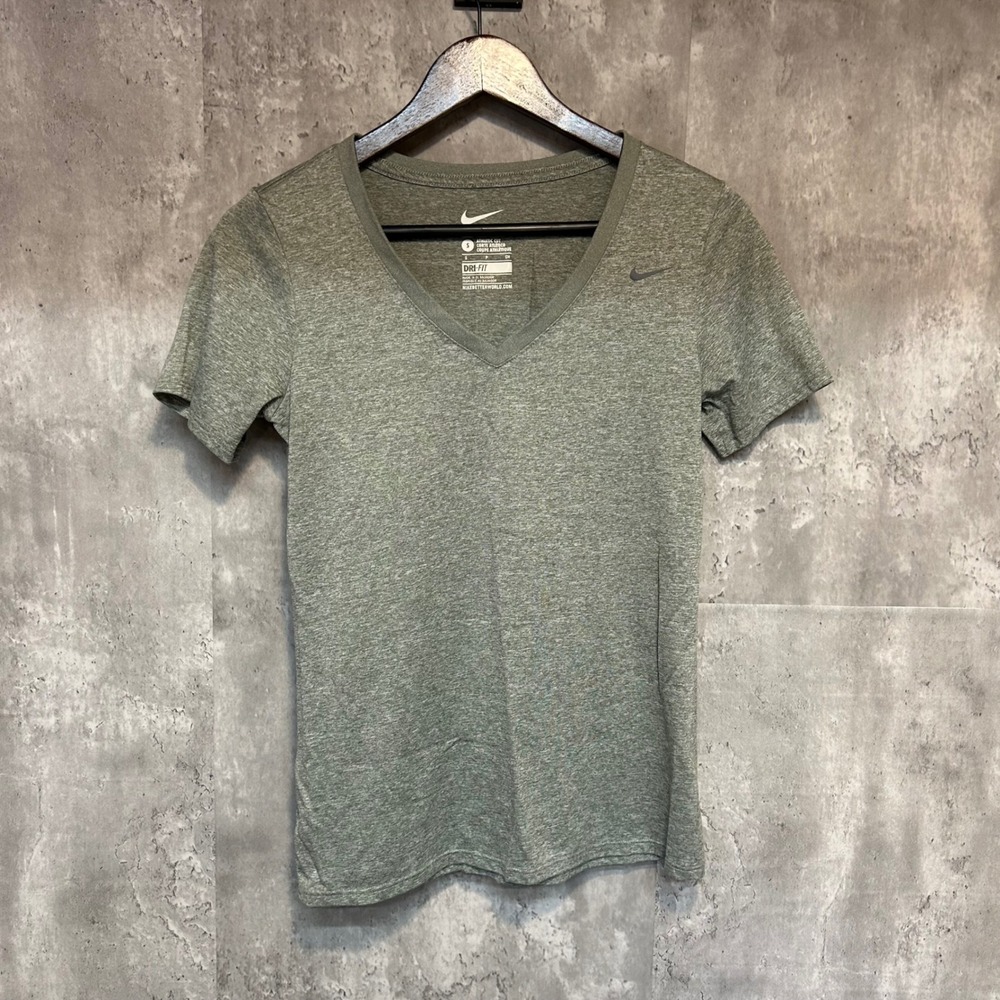 Nike Womens Dri-FIT V-Neck Athletic Cut T-Shirt Heathered Gray 684823-063